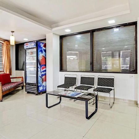 מלון נאסיק Oyo 48418 Sai Pritam מראה חיצוני תמונה